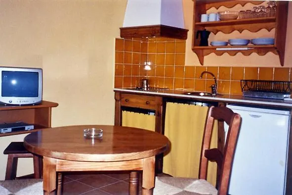 Apartaments La Taverna Dels Noguers El Pont de Bar